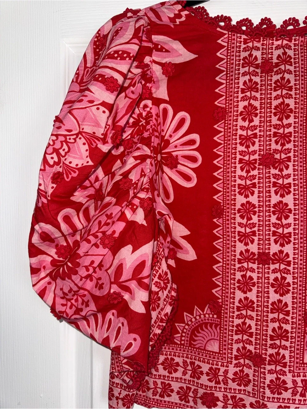 FARM RIO Flora Tapestry Appliqué Puff Sleeve Red Beaded Button Back Blouse XS S